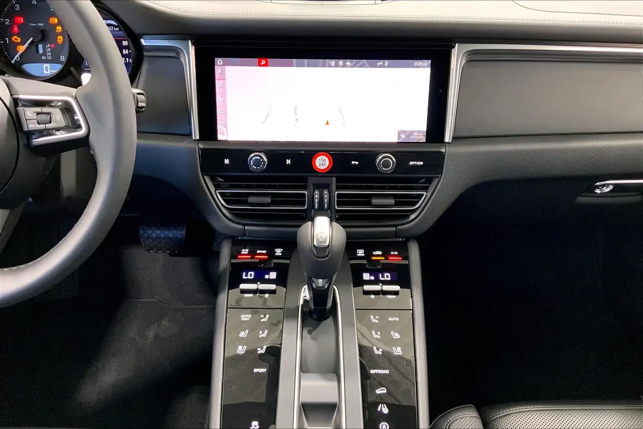 Porsche Macan снимка Porsche Macan