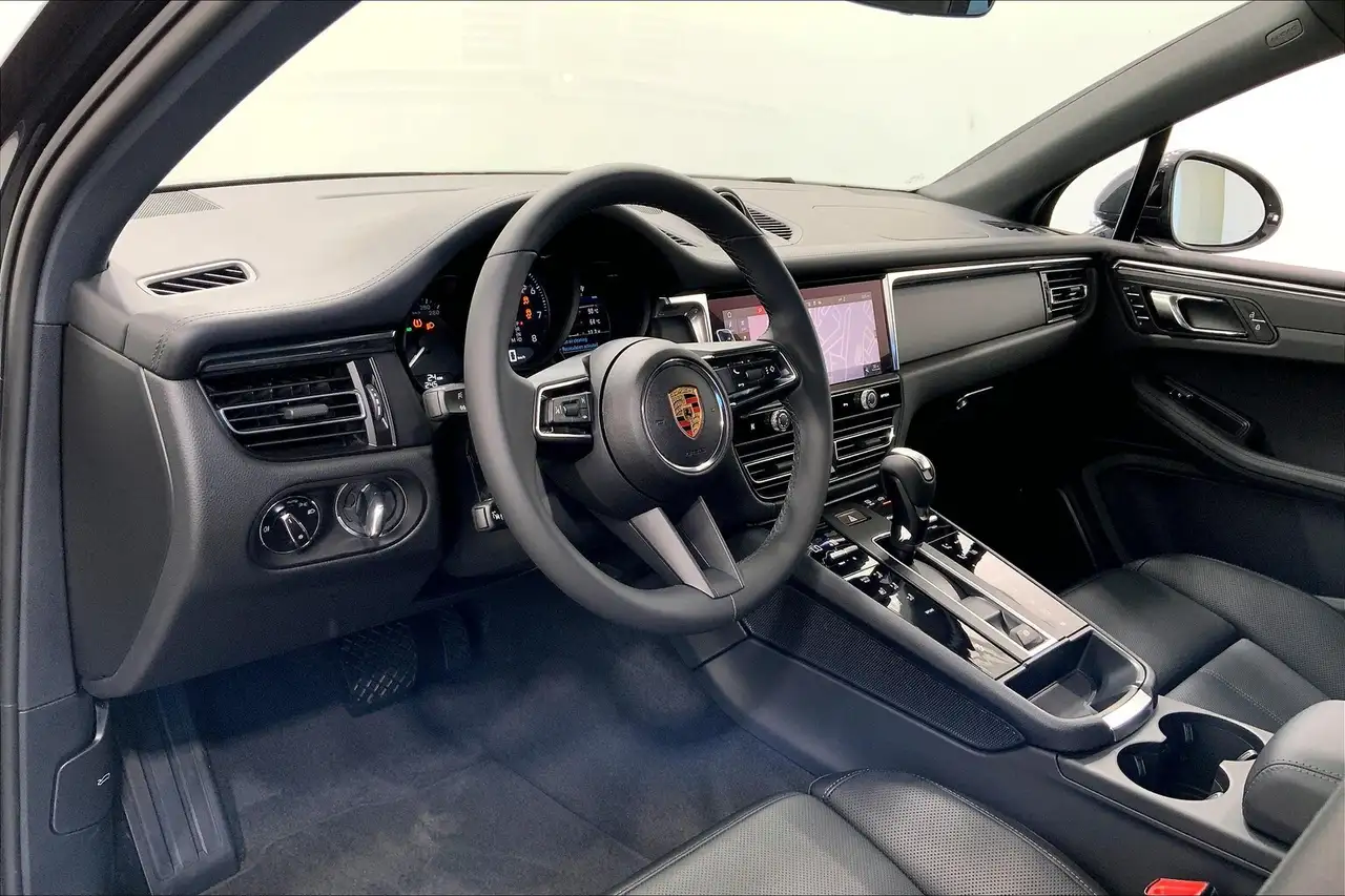 Porsche Macan снимка Porsche Macan