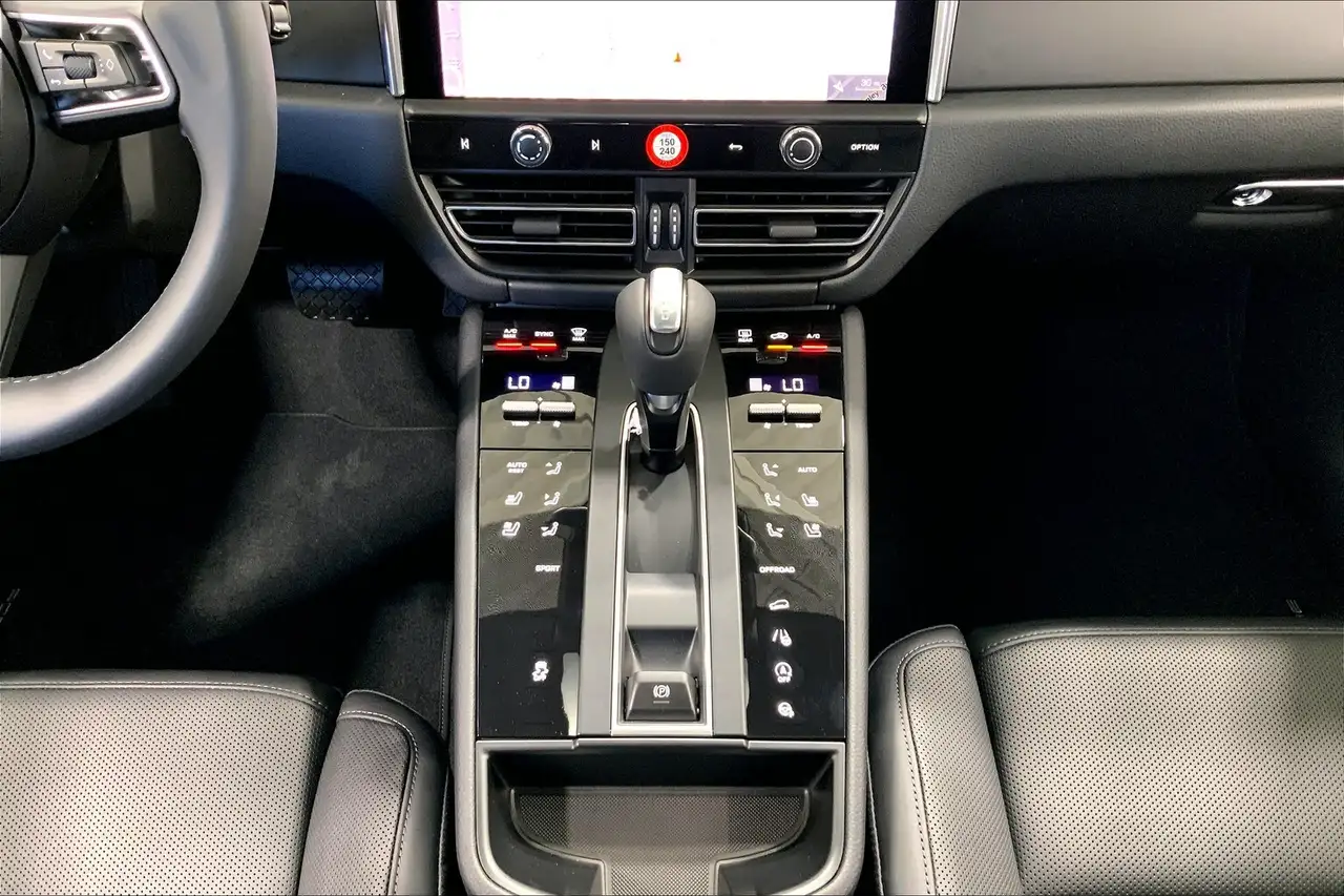 Porsche Macan снимка Porsche Macan