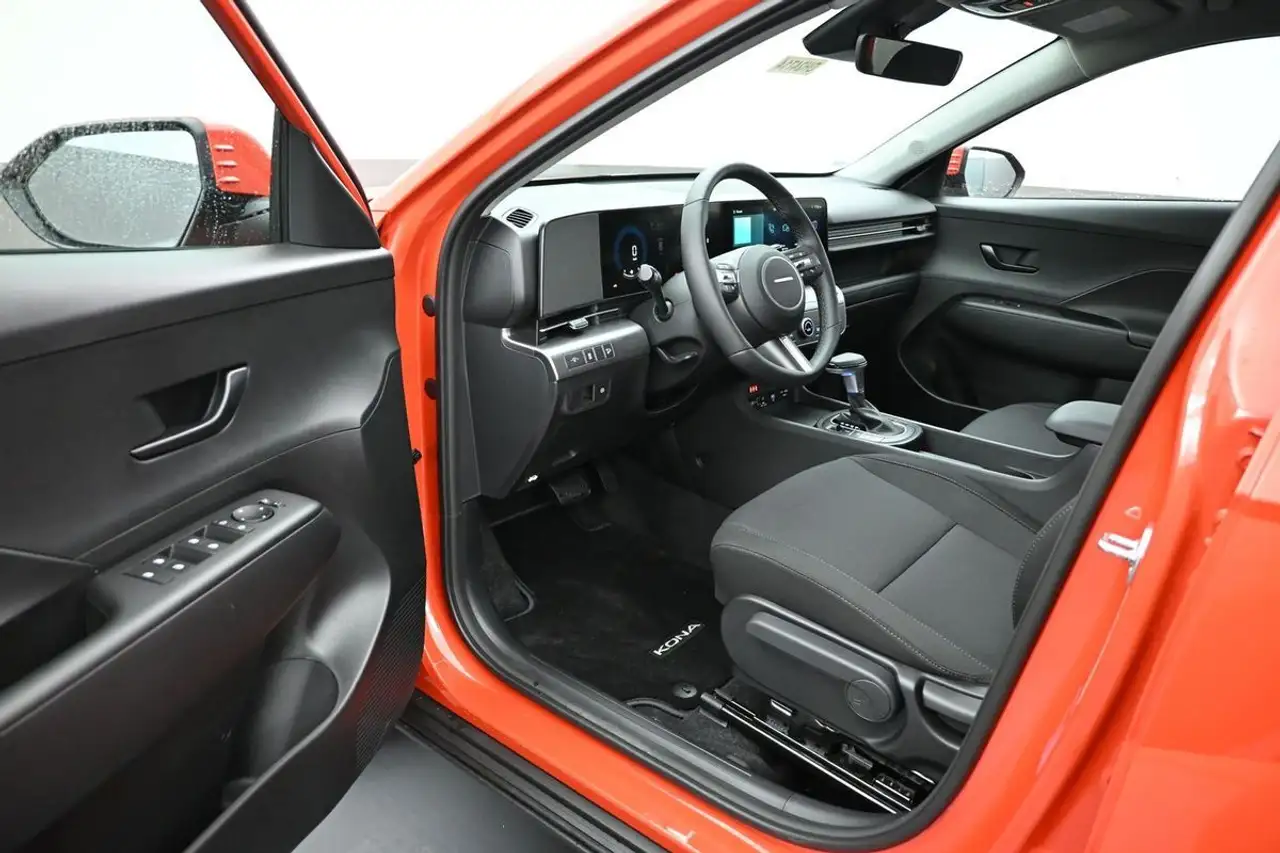 Hyundai KONA снимка Hyundai KONA