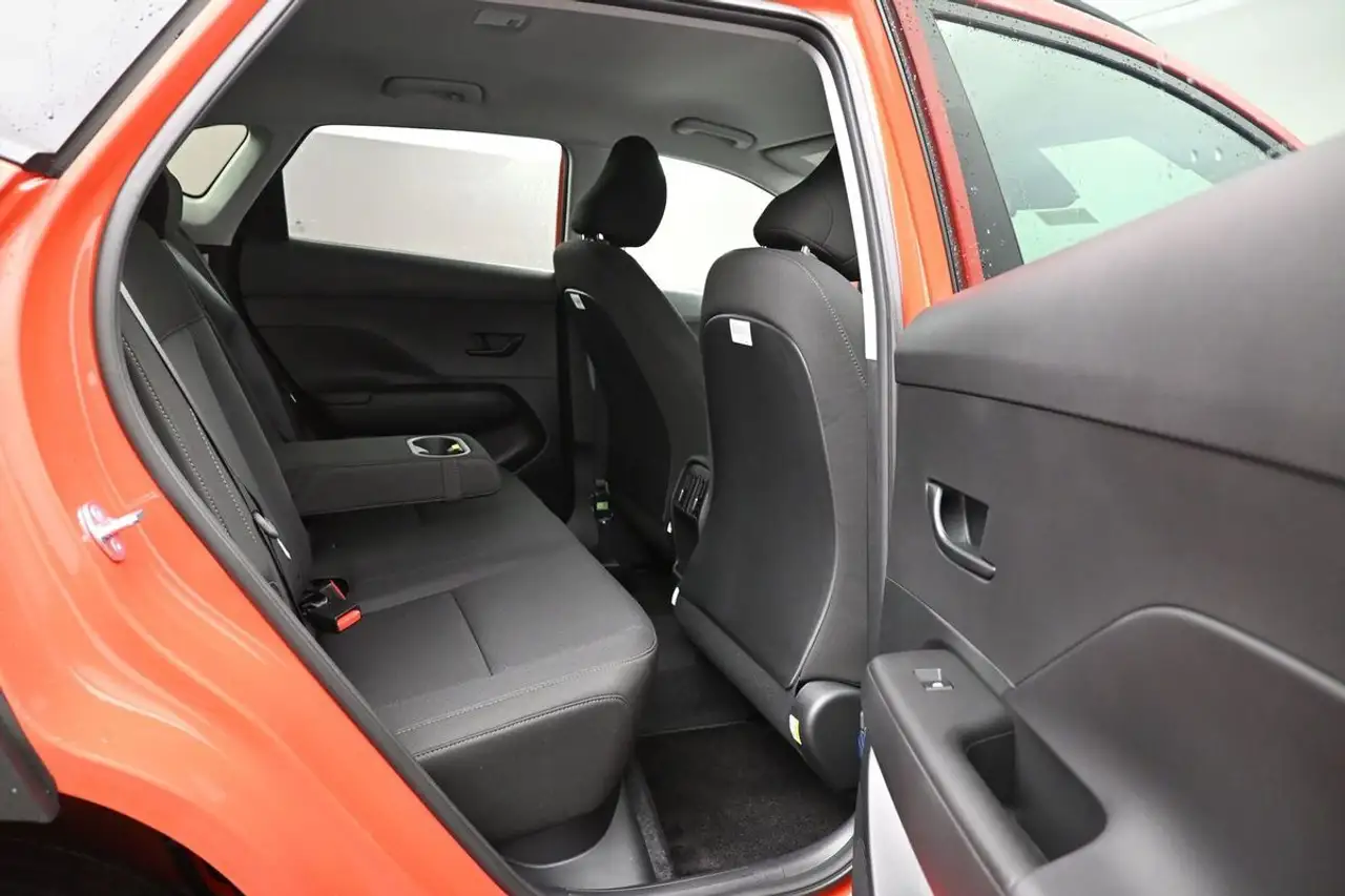 Hyundai KONA снимка Hyundai KONA
