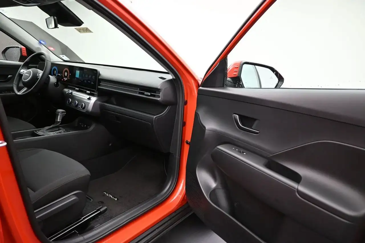 Hyundai KONA снимка Hyundai KONA