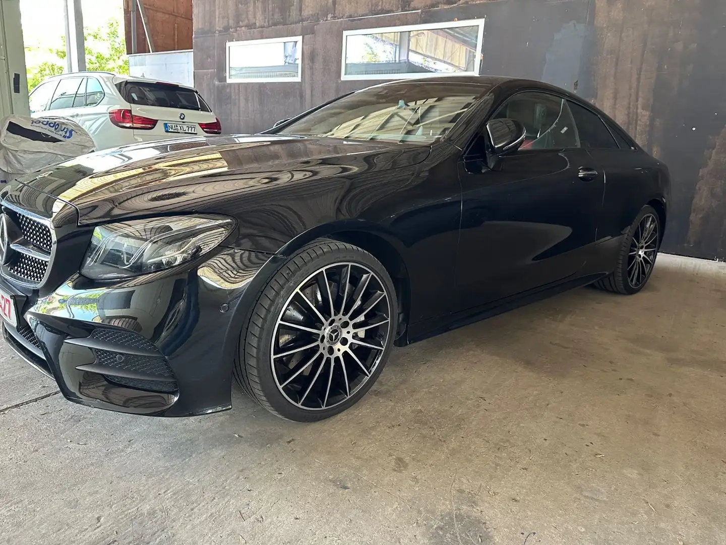 Mercedes-Benz E 400 E -Klasse Coupe E 400 4Matic AMG-Line *Kam.360* Noir - 1