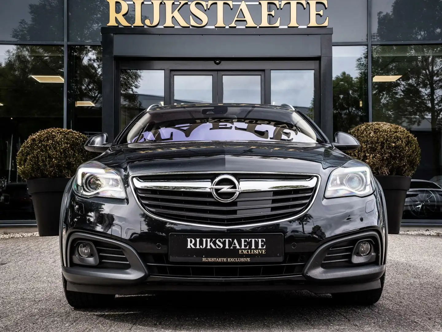 Opel Insignia Country Tourer 2.0 T Cosmo 4x4|ACC|18''|MEMORY Zwart - 2