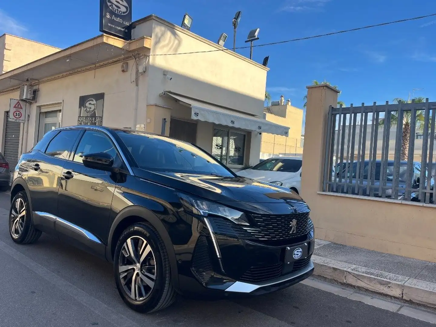 Peugeot 3008 1.5BlueHDi 130 EAT8 Allure Pack Noir - 1