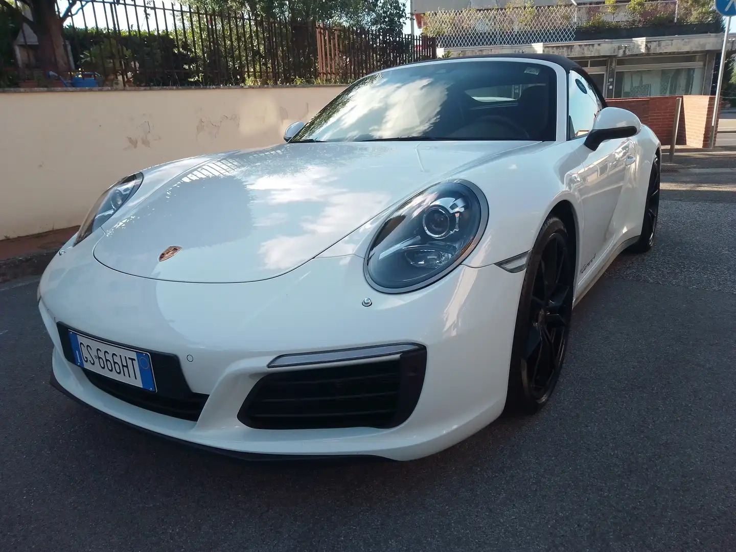 Porsche 911 carrera 4 Bianco - 1