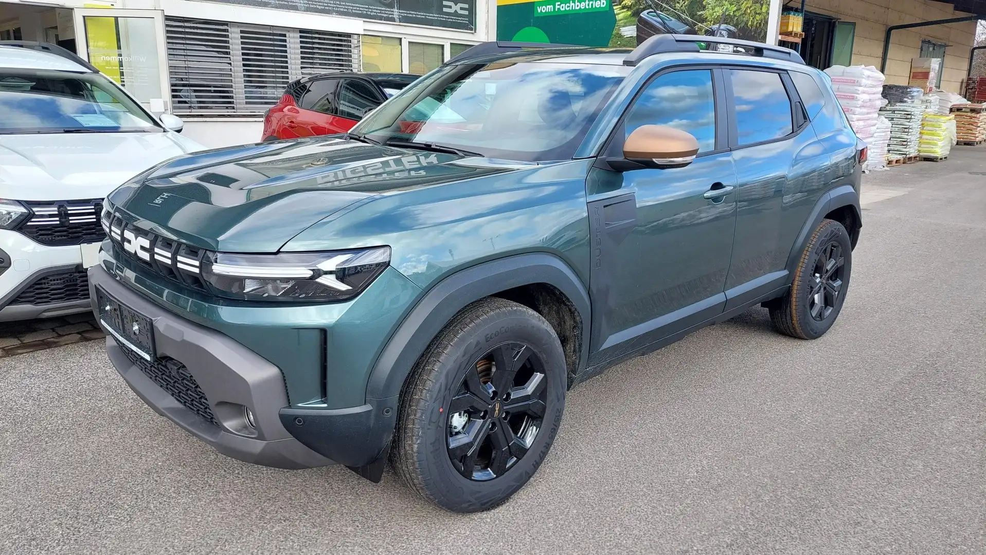 Dacia Duster Extreme Hybrid 155 MY26 Grün - 1