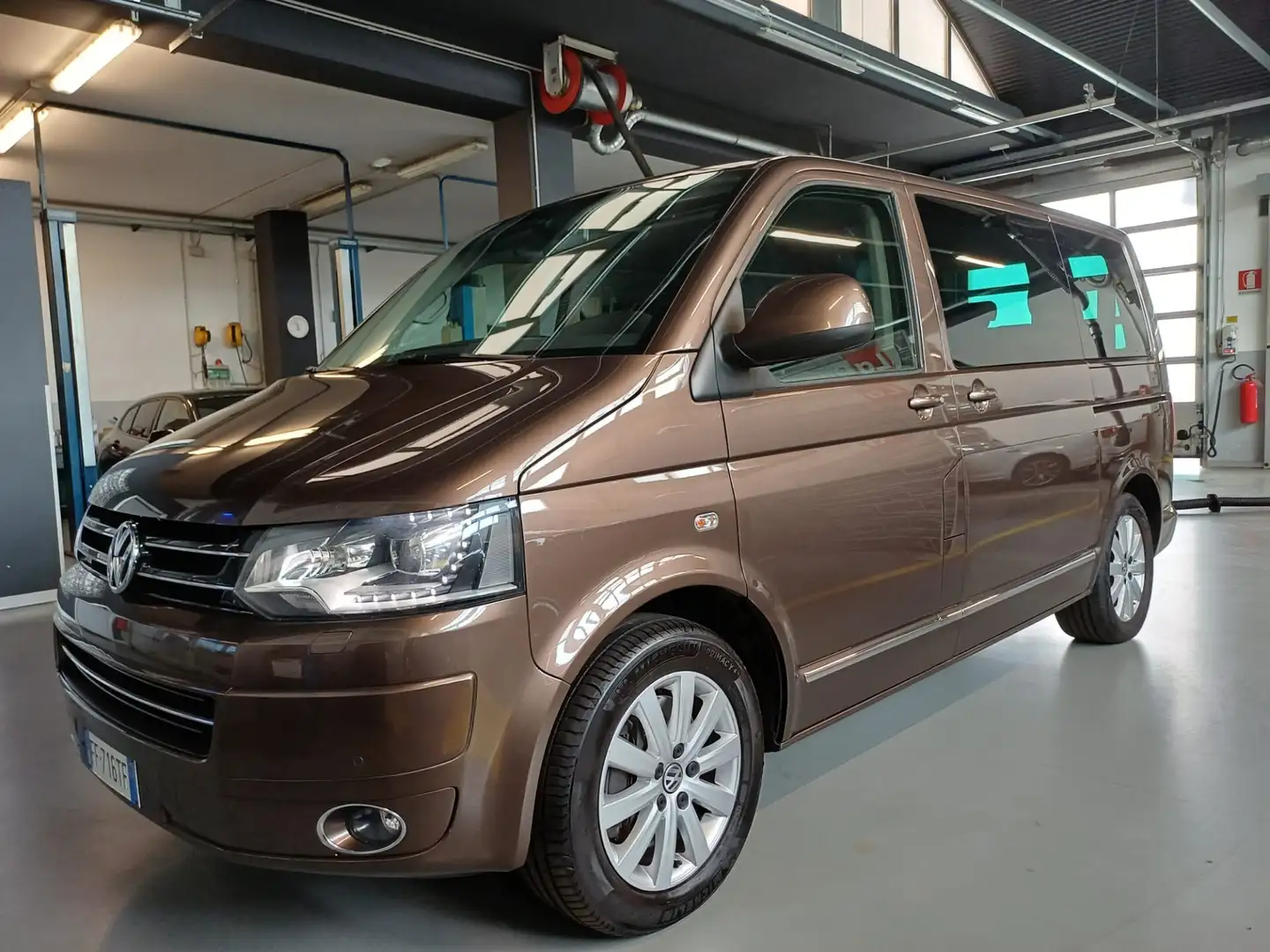 Volkswagen T6 Multivan 2.0 BiTDI 180CV DSG 4 Motion Highline Barna - 1