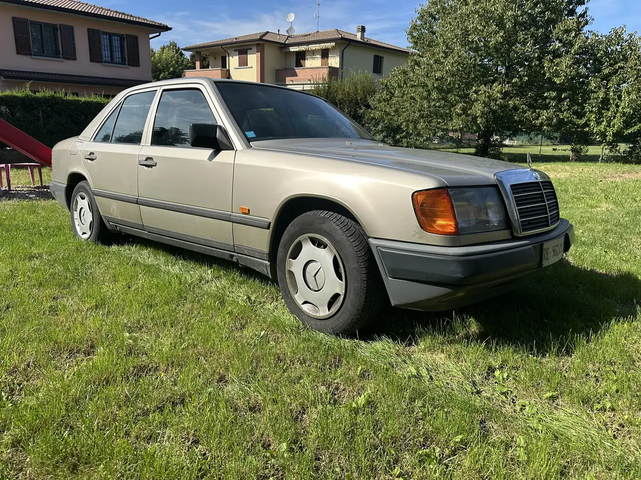 Mercedes-Benz 200 W124 Rauchsilber - VALUTO SCAMBI, foto 7
