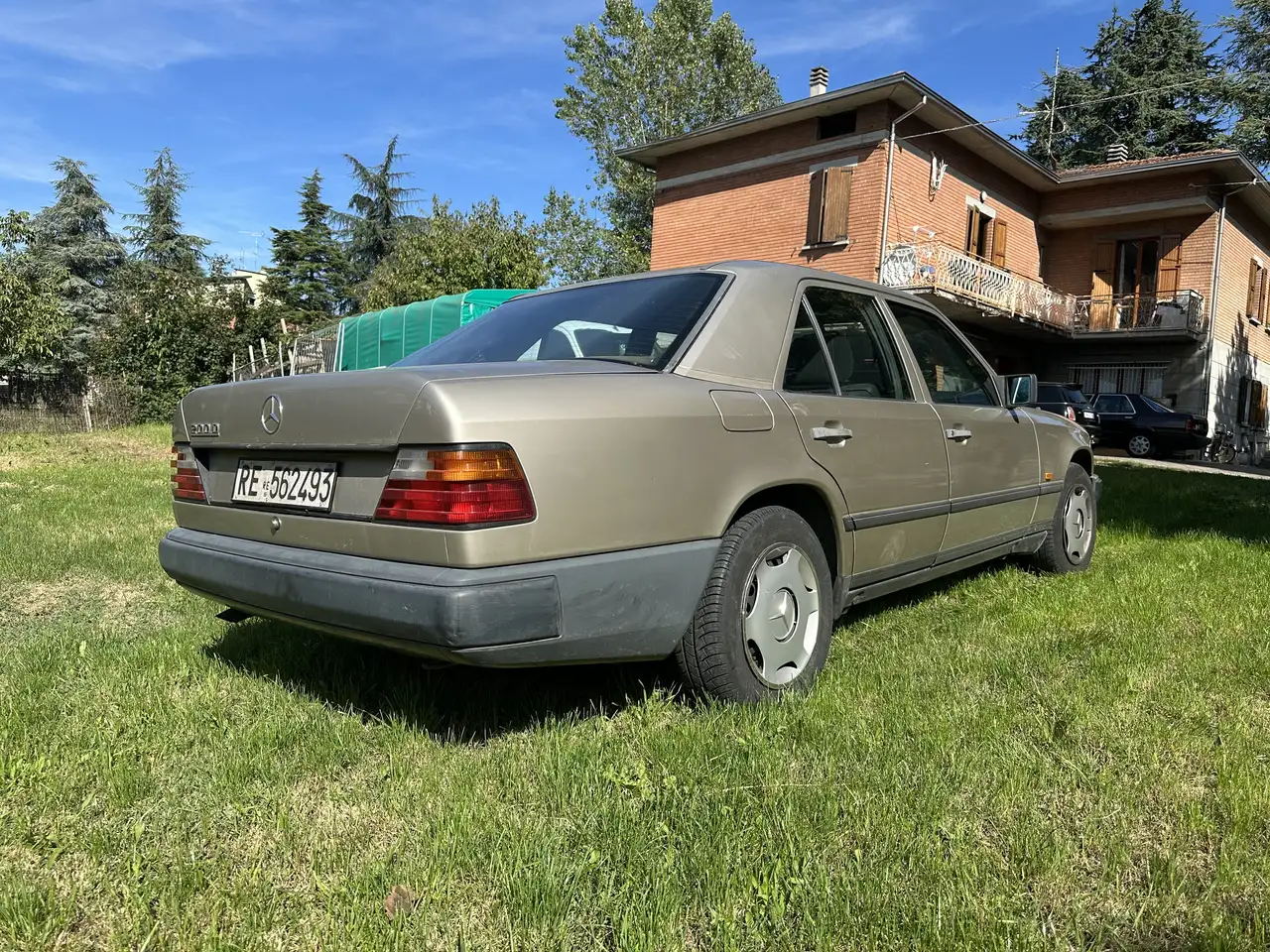 Mercedes-Benz 200 W124 Rauchsilber - VALUTO SCAMBI, foto 5