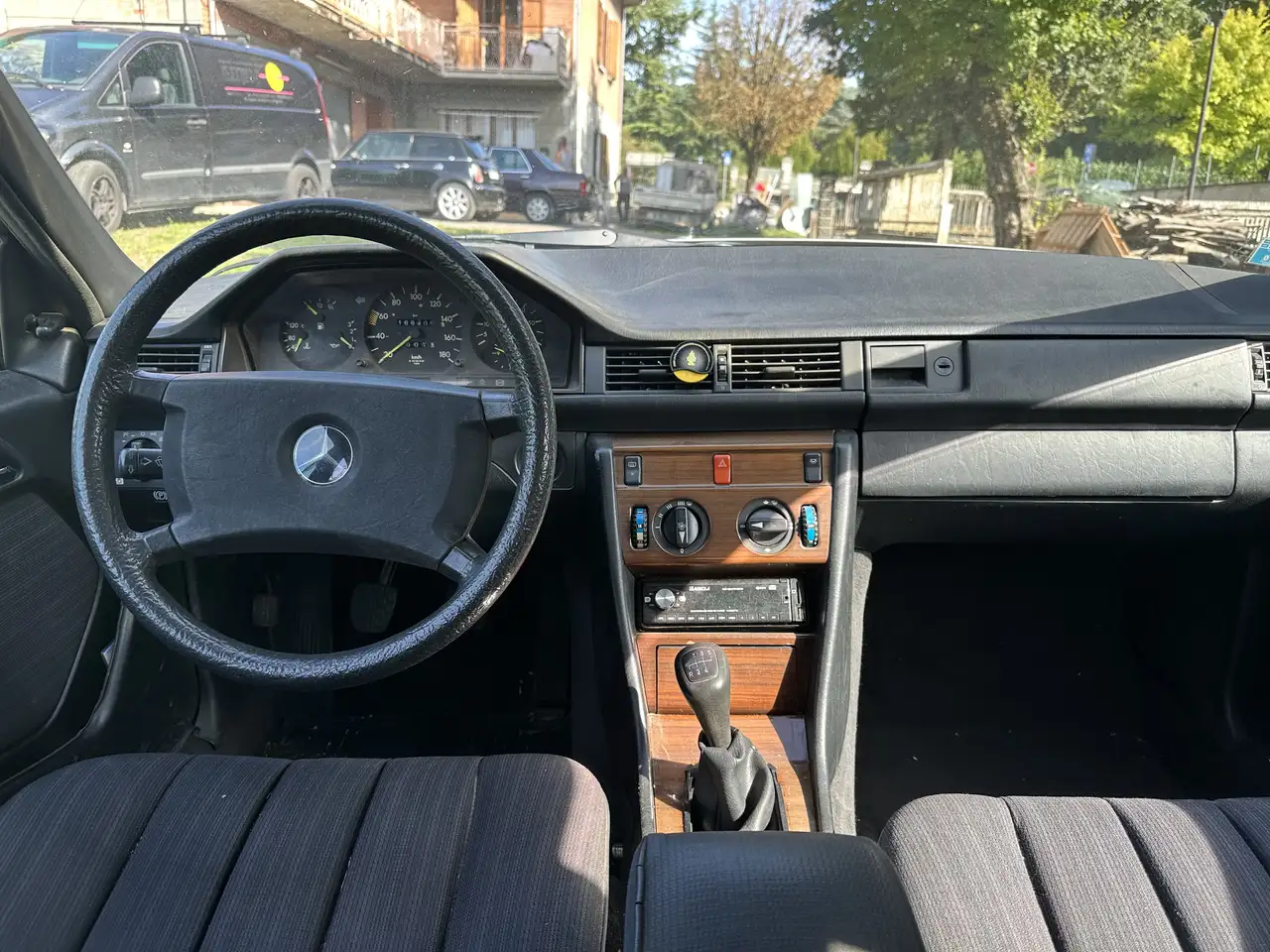 Mercedes-Benz 200 W124 Rauchsilber - VALUTO SCAMBI, foto 10