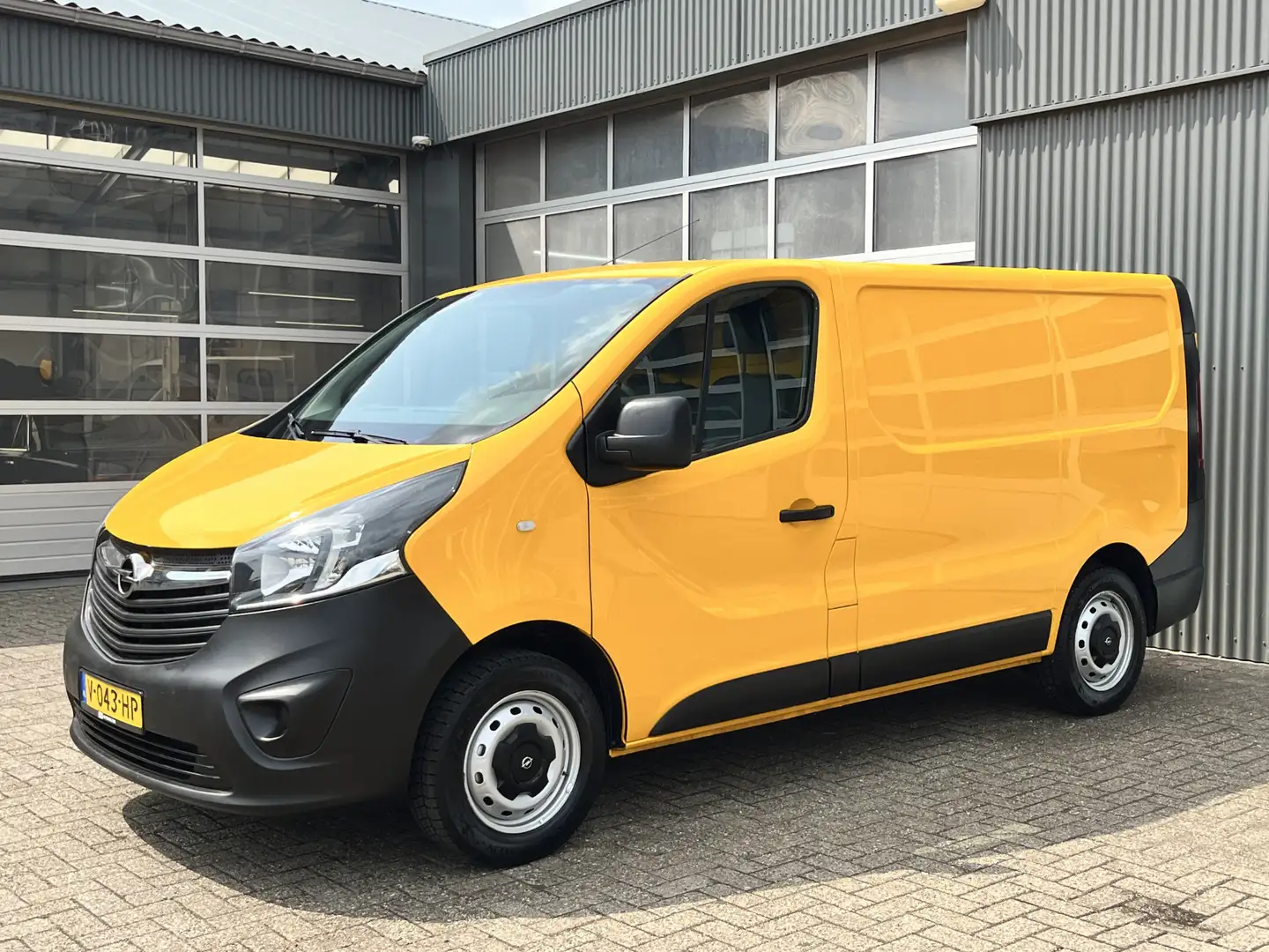Opel Vivaro 1.6 CDTI L1H1 Airco Cruise control Trekhaak 2000kg Geel - 2
