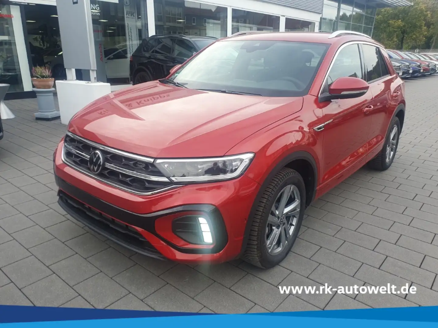 Volkswagen T-Roc R-Line 2.0 TDI DSG 4-M. Sportpaket StandHZG Navi d Roşu - 1