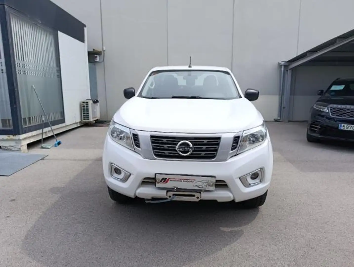 Nissan Navara 2.5 dCI Blanco - 1