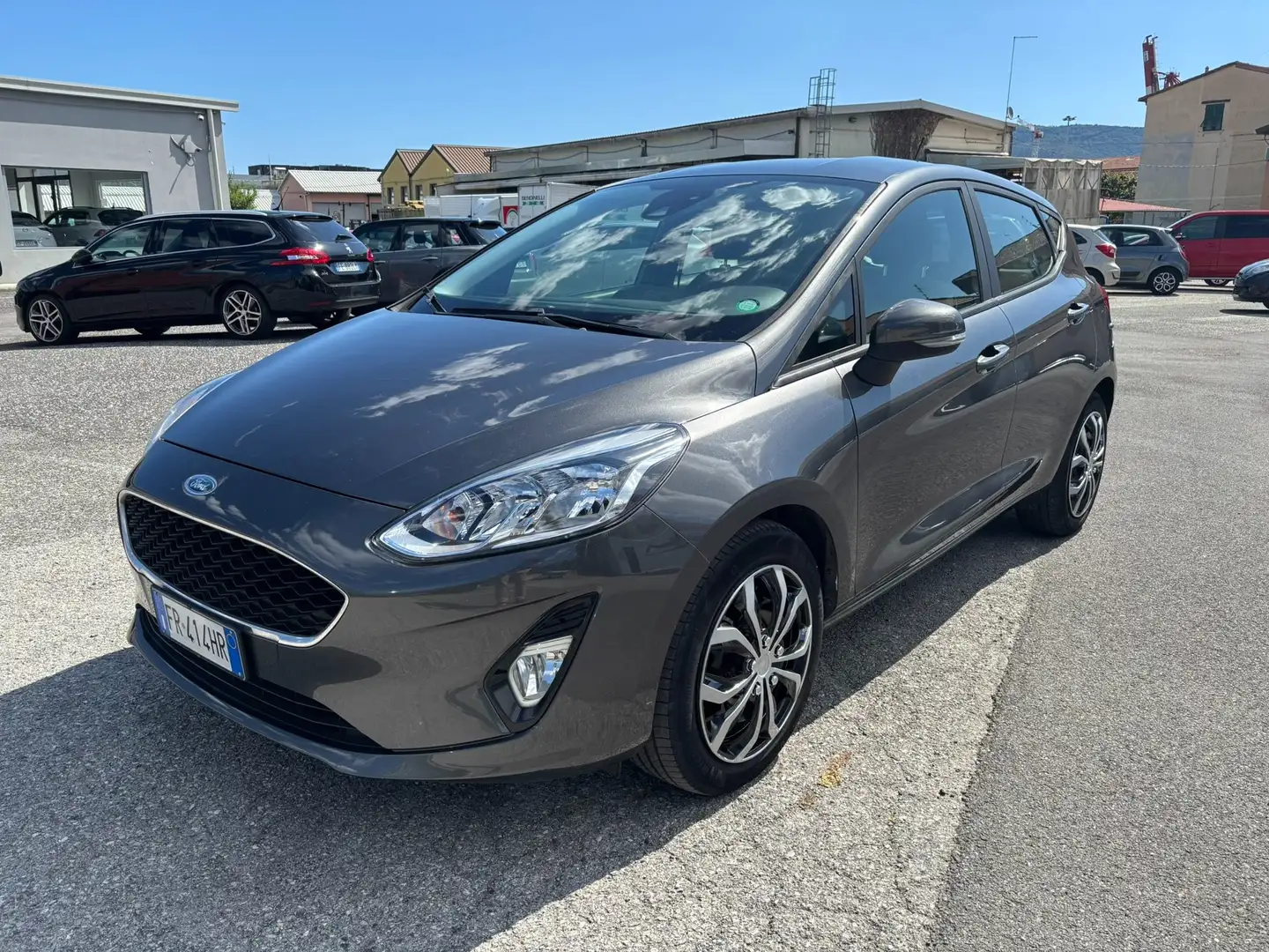Ford Fiesta Fiesta 5p 1.1 Plus 70cv Gris - 1