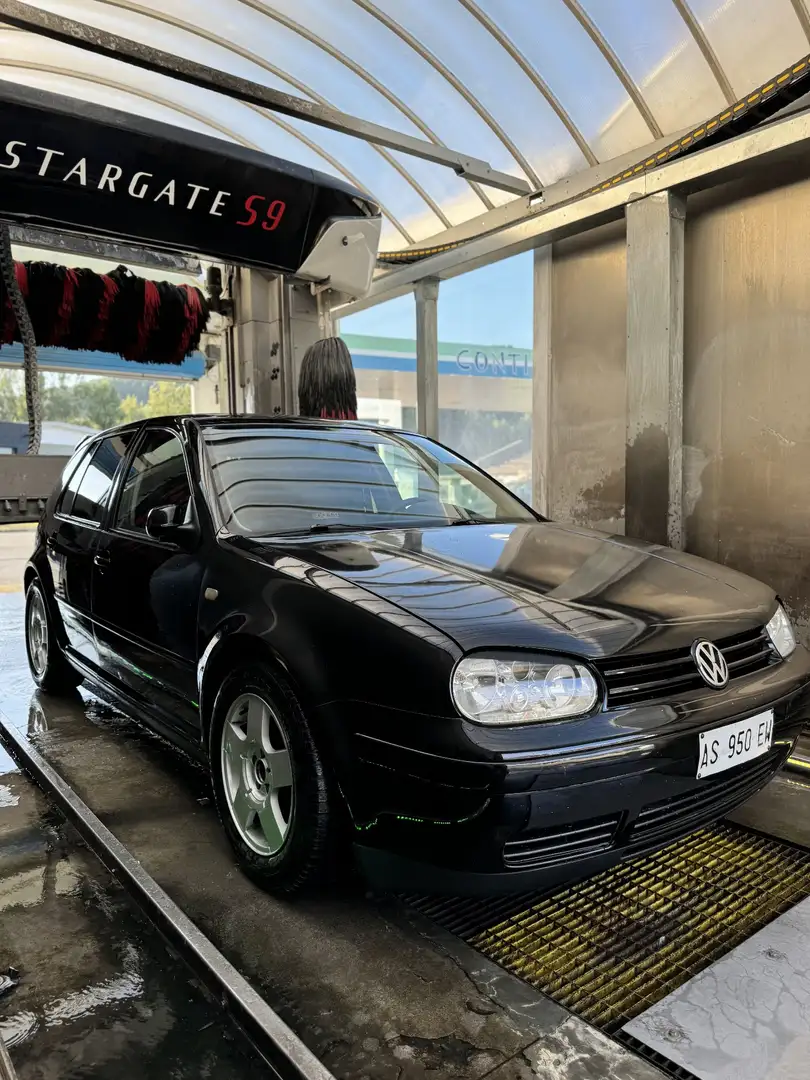 Volkswagen Golf 5p 1.6 Movie Air c/2airbag,abs 101cv - 1