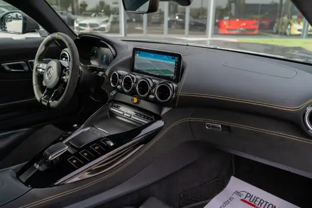Mercedes-Benz AMG GT view 15