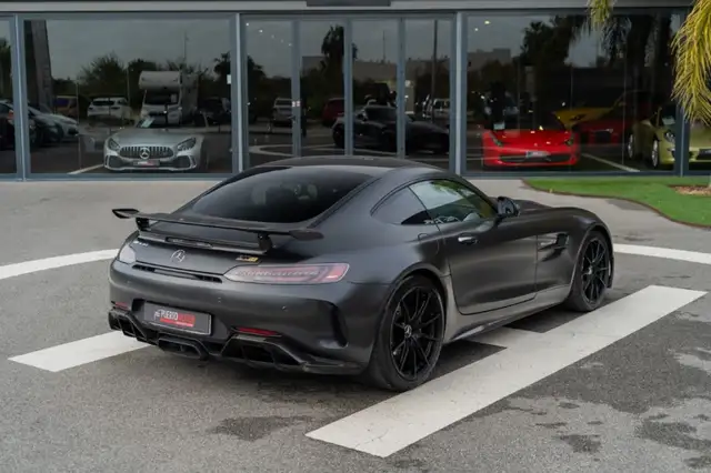 Mercedes-Benz AMG GT view 4