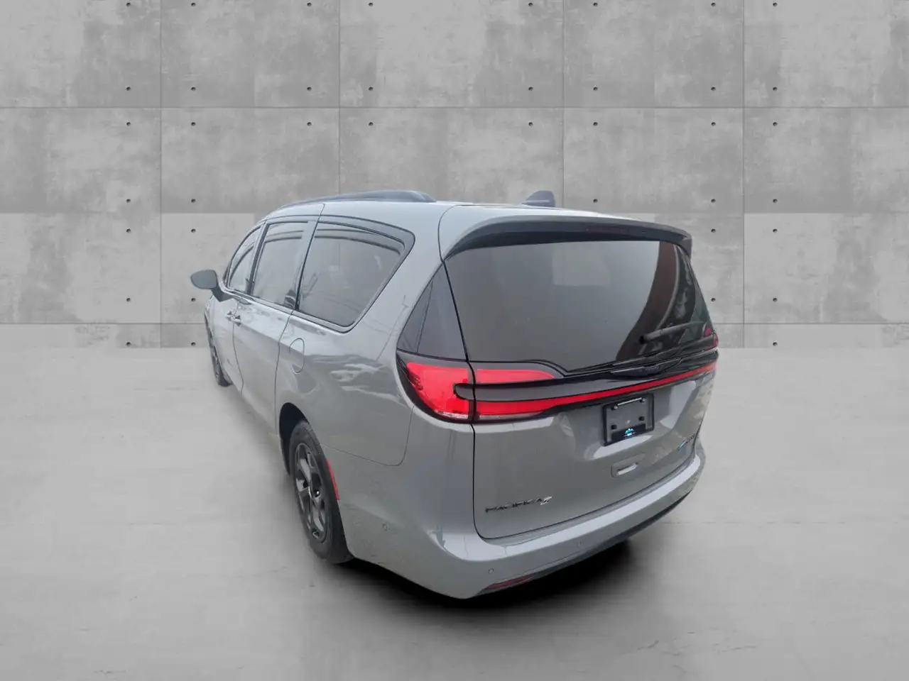 Chrysler Pacifica снимка Chrysler Pacifica