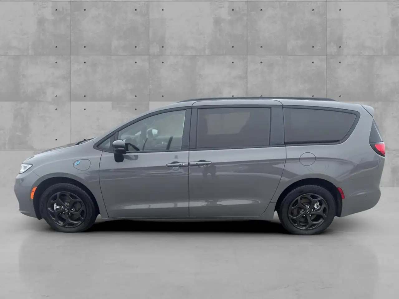 Chrysler Pacifica снимка Chrysler Pacifica