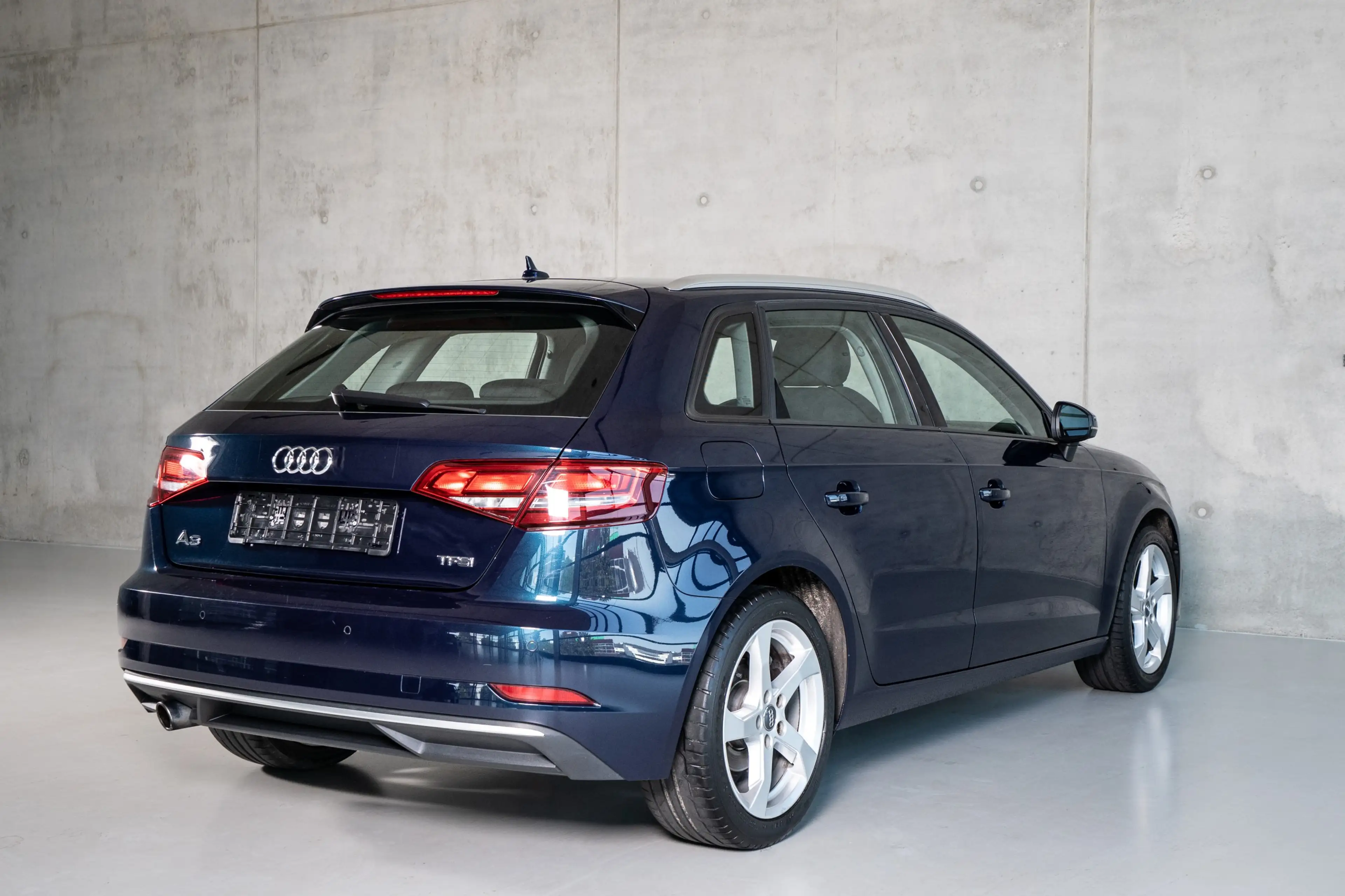 Audi A3 Sportback Navi Automatik Klima SHZ Tempomat — photo 8