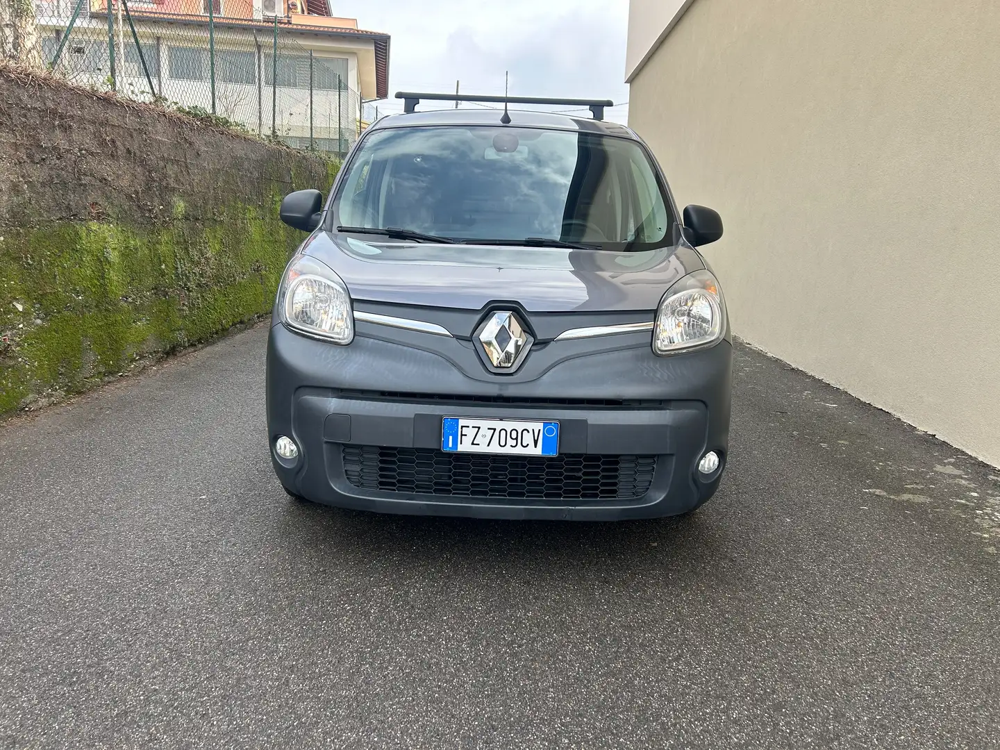 Renault Kangoo E-TECH Ezüst - 1