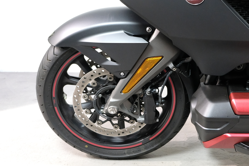 Honda GL 1800 Goldwing Bagger DCT — photo 11