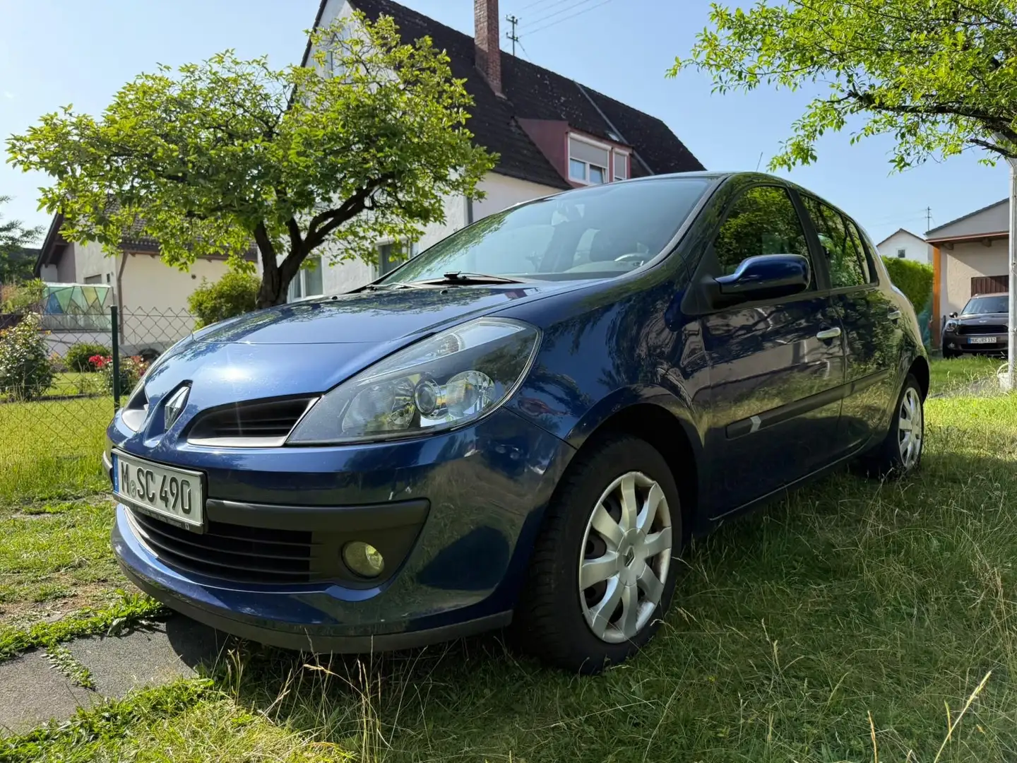 Renault Clio Edition Dynamique Blau - 2