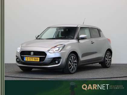 Suzuki Swift 1.2 Style Smart Hybrid | Apple Carplay & Android A