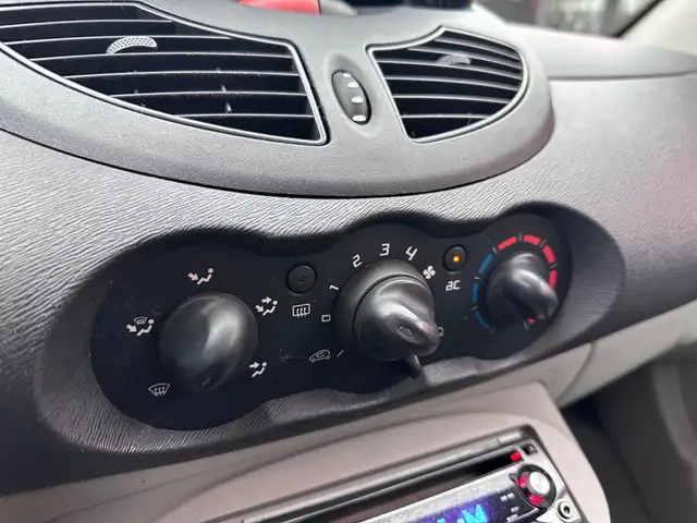 Renault Twingo view 12