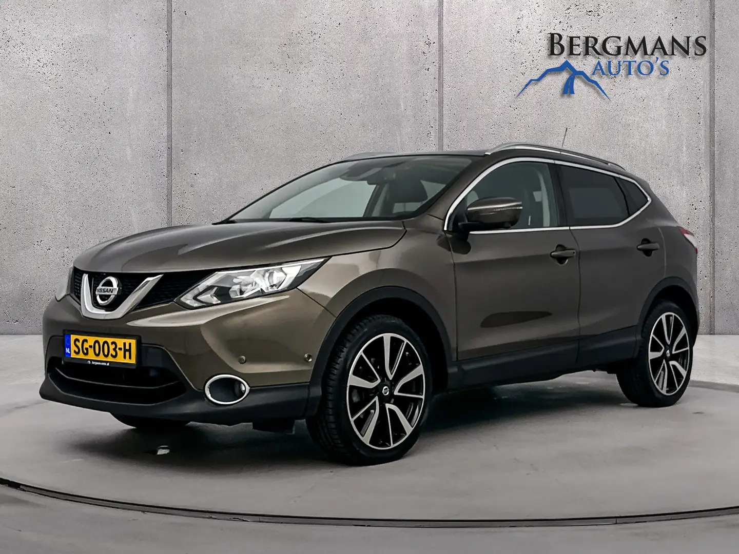 Nissan Qashqai 1.2 Tekna // LEDER // PANODAK // Bruin - 1