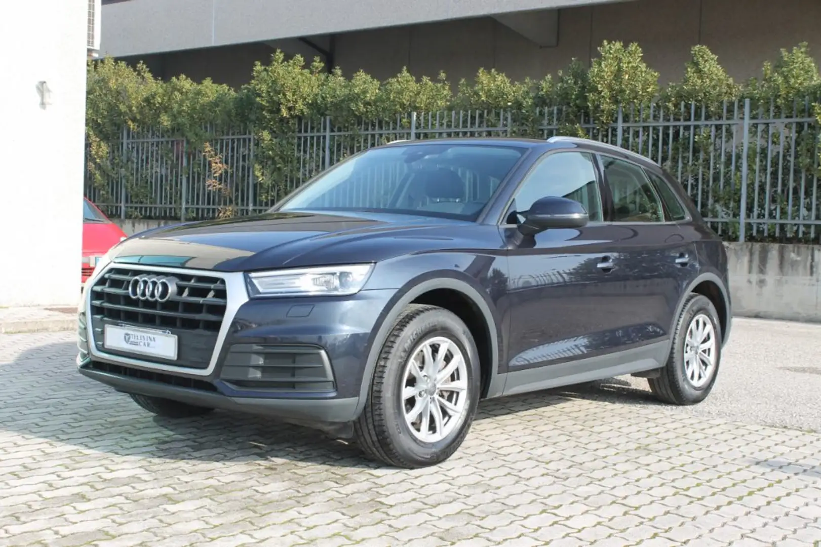 Audi Q5 2.0 TDI 150 CV Business Blu/Azzurro - 1