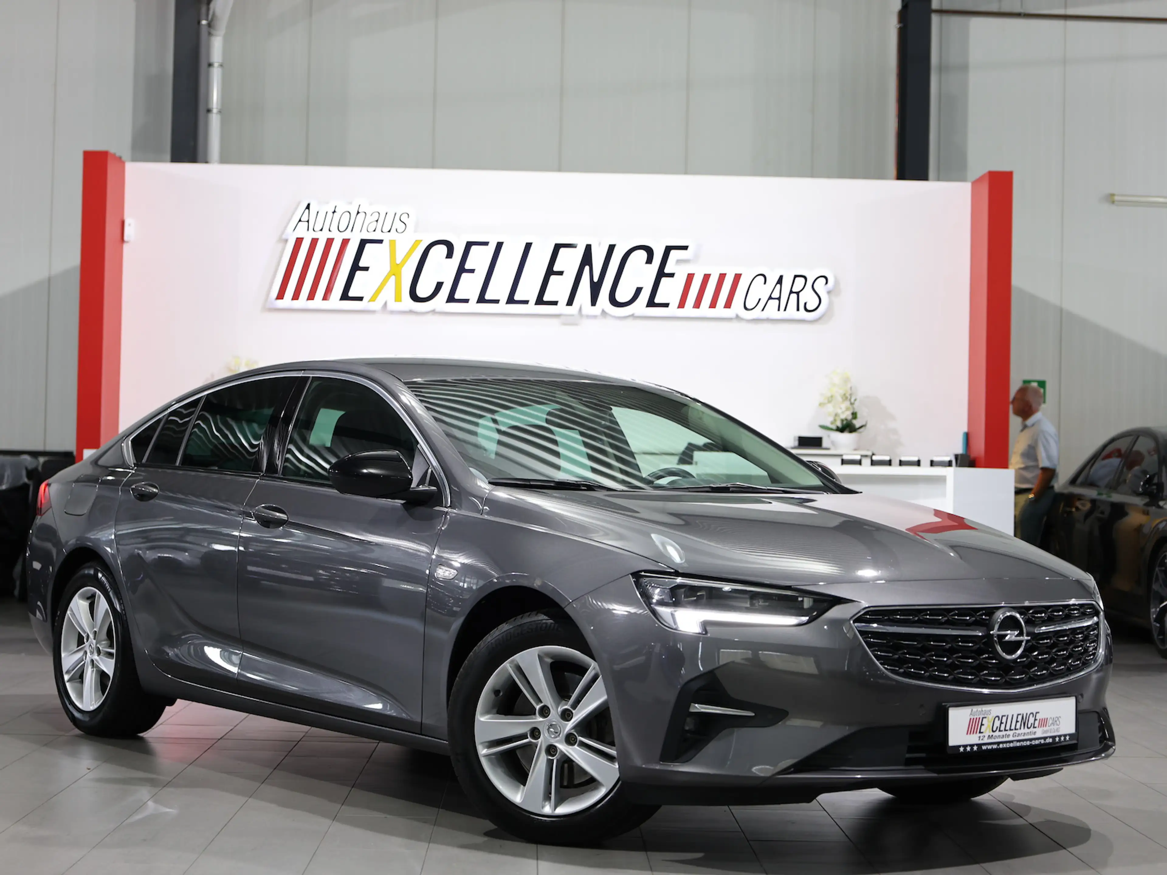 Opel Insignia 2.0 D BUSINESS PREMIUM TECHNO / LED /