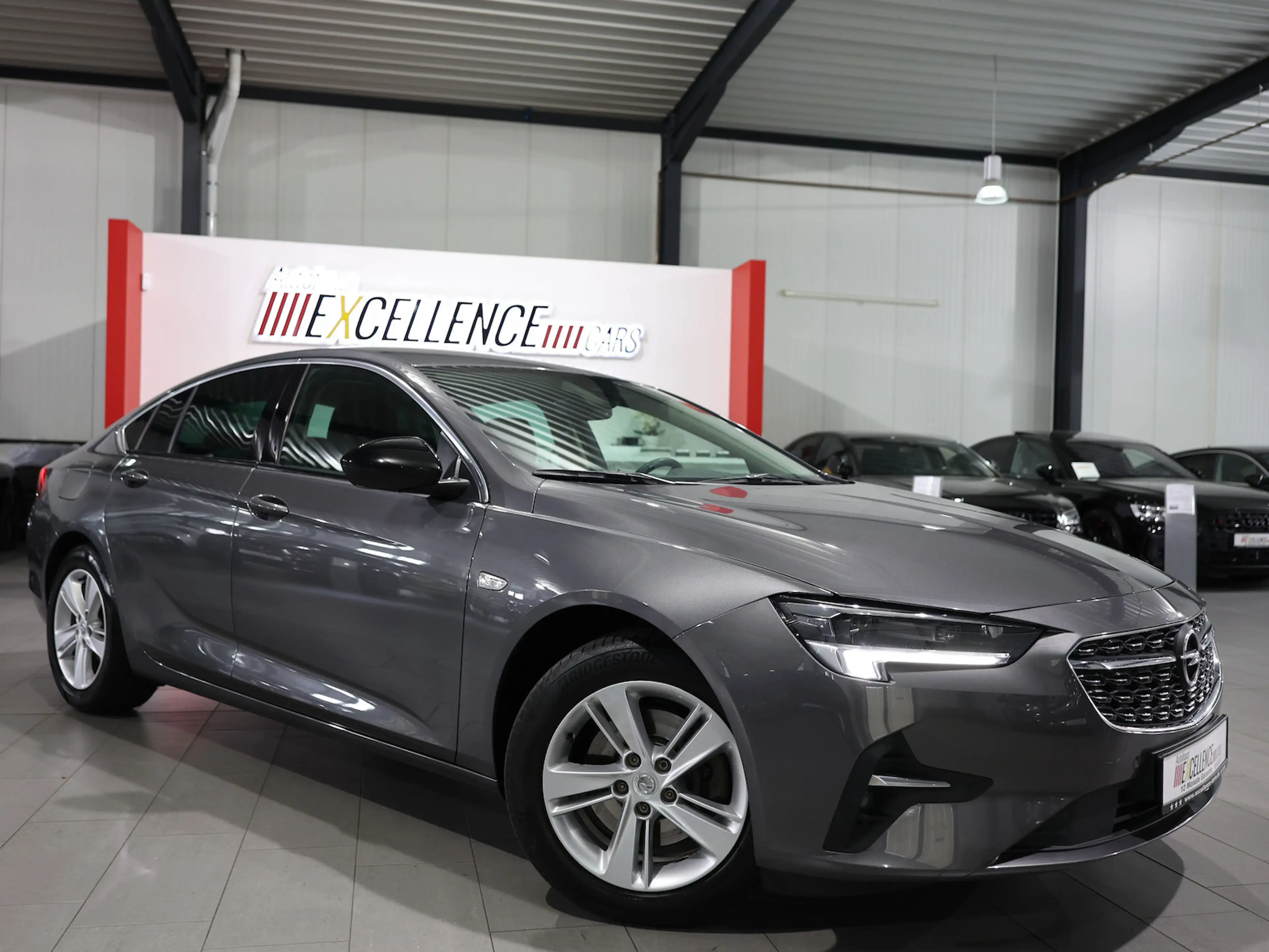 Opel Insignia 2.0 D BUSINESS PREMIUM TECHNO / LED / — photo 3