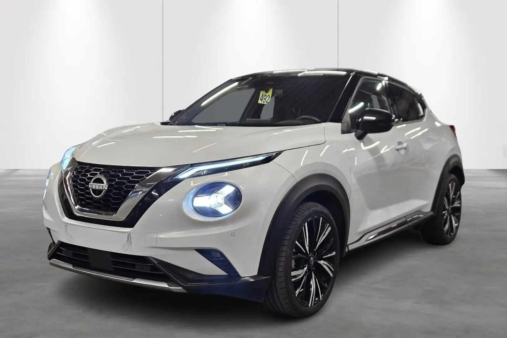 Nissan Juke 1.0 Dig-t 114 pk automaat N-Design - 1