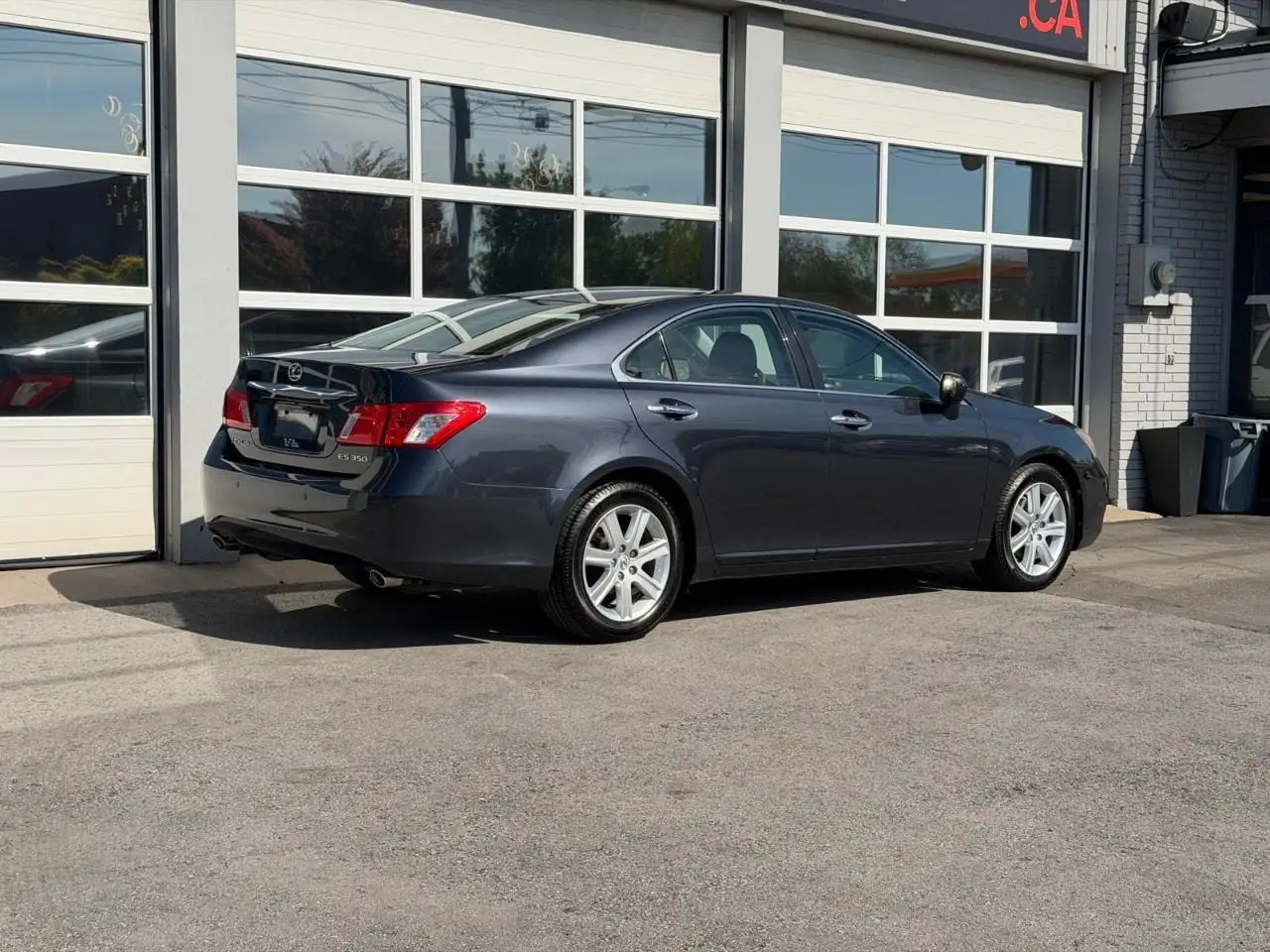 Lexus ES photo Lexus ES