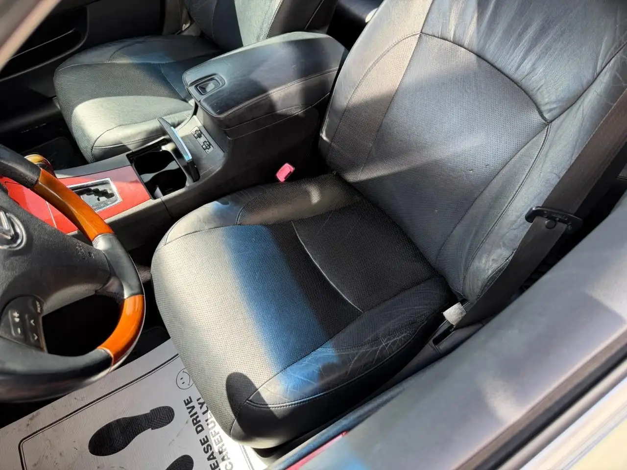 Lexus ES photo Lexus ES