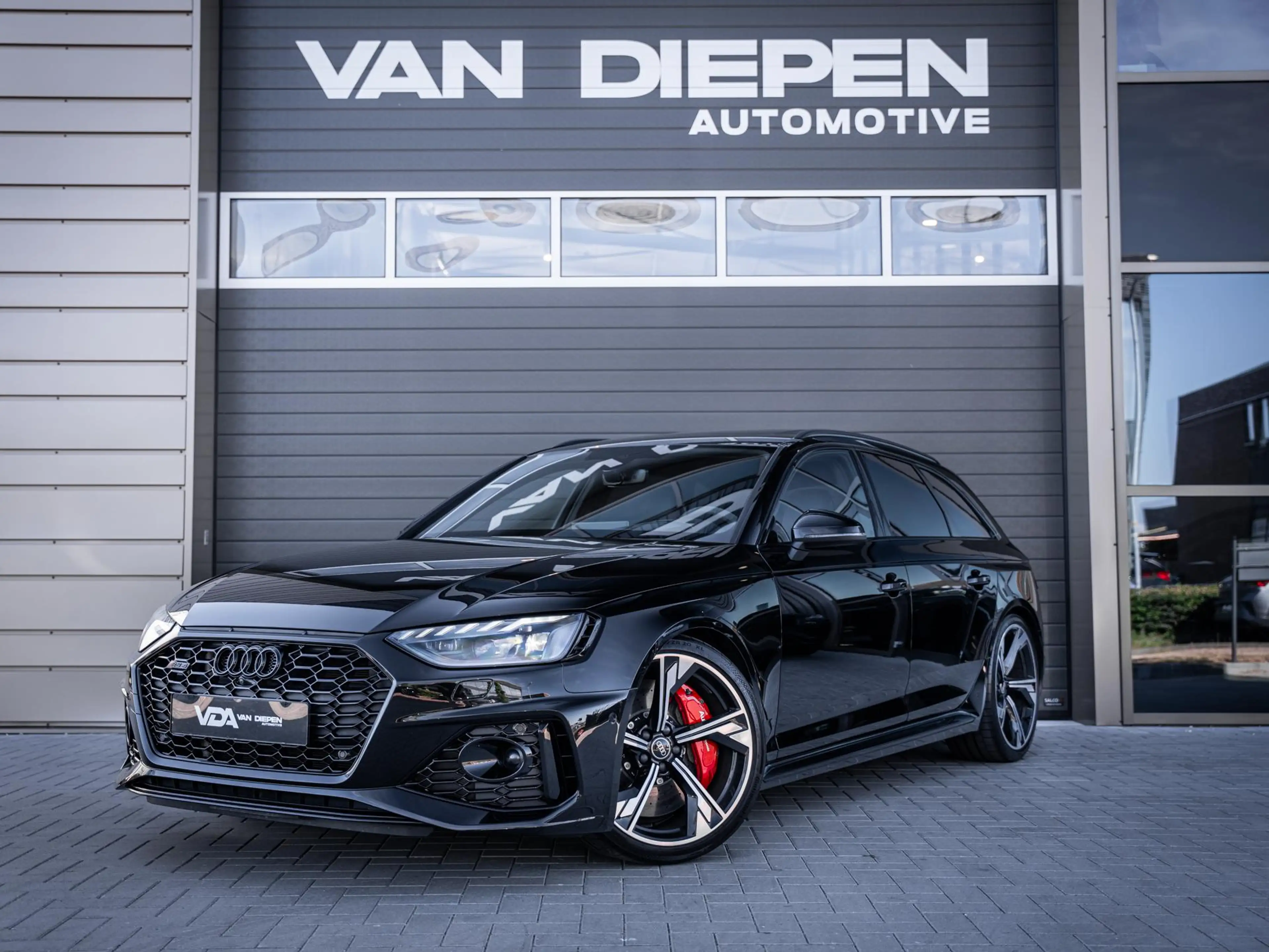 Audi RS4 A4 Avant 2.9 TFSI quattro competition plus - Dynam