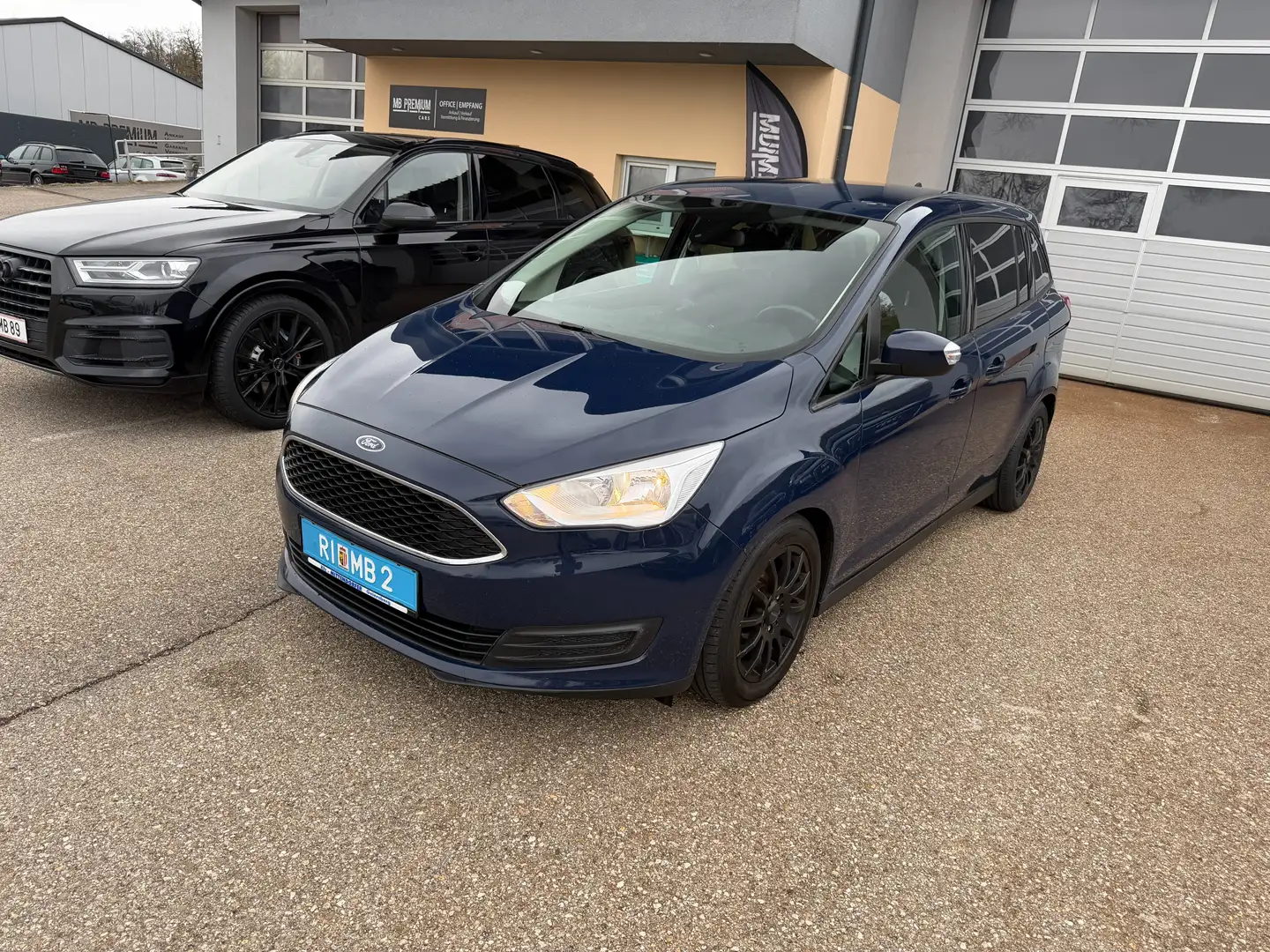 Ford Grand C-Max Trend *AHK*SERVICE und PICKERL NEU* Blau - 2