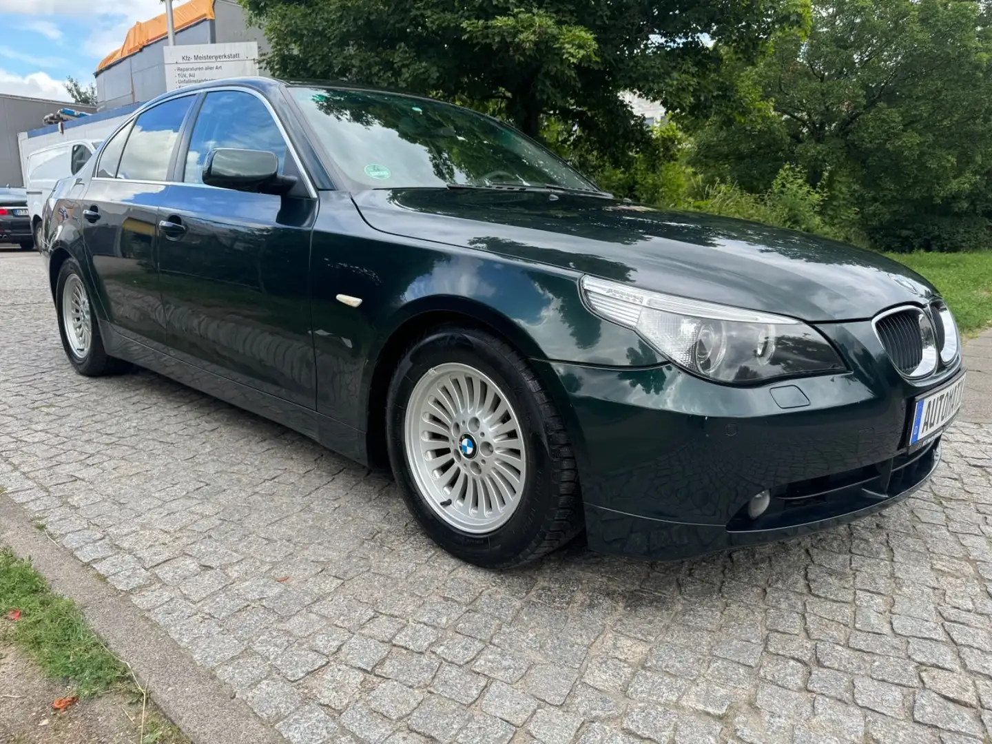 BMW 525 Baureihe5 Lim.Tüv 05.2025Automatik Benzin-LPG Grün - 2