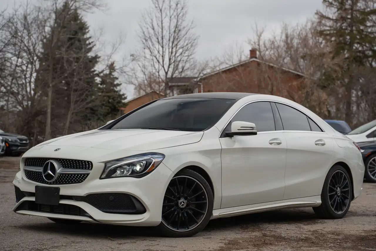 Mercedes-Benz CLA снимка Mercedes-Benz CLA