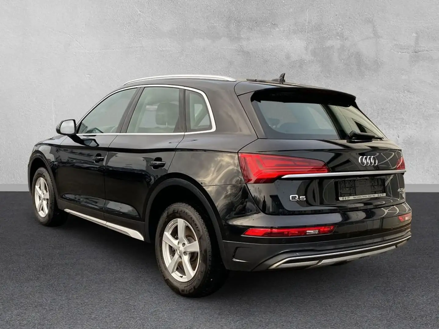 Audi Q5 40 TDI quattro advanced Leder Navi Tempomat Schwarz - 2
