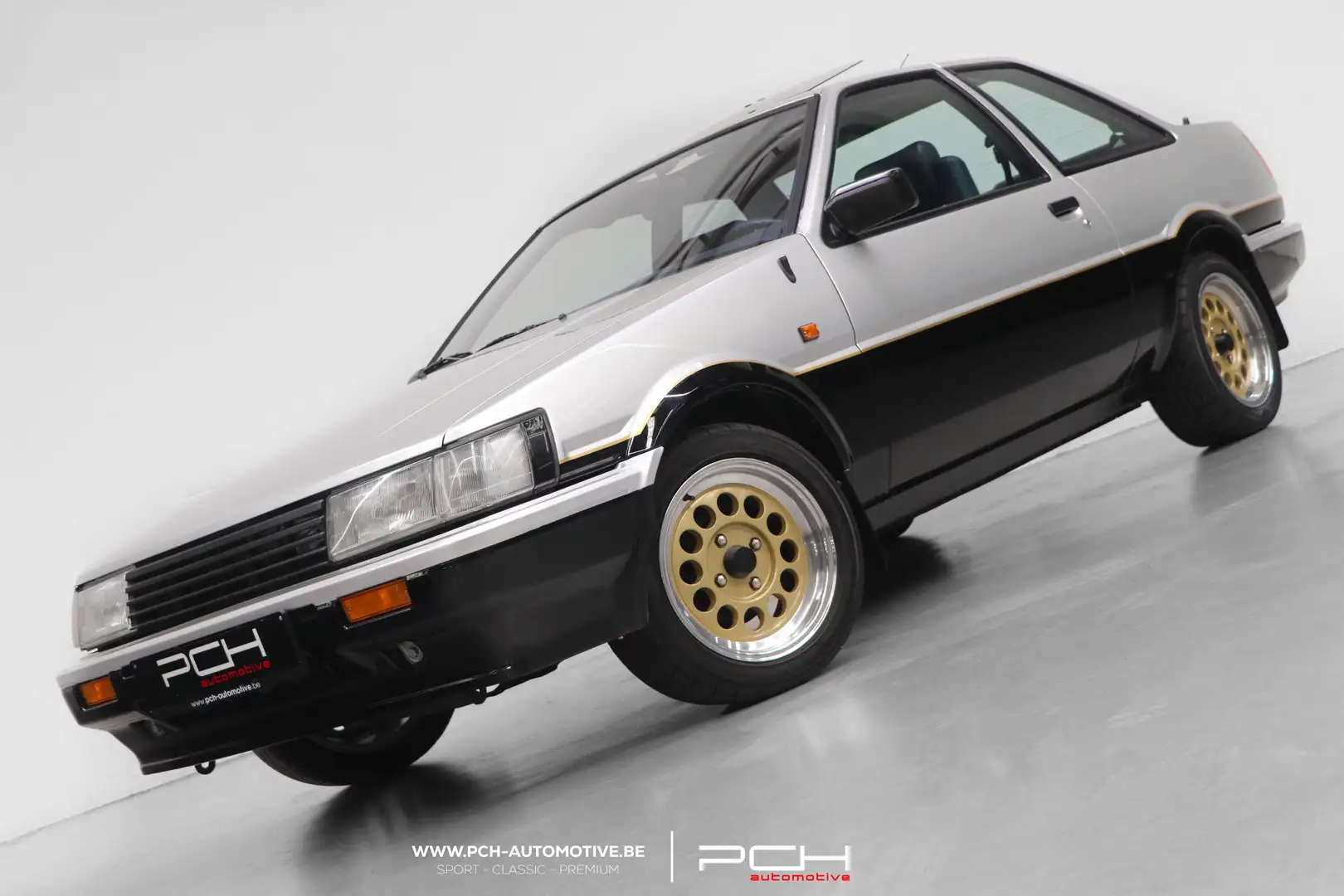 Toyota Corolla GT AE86 1.6 Twin Cam 16 Valves + Toit ouvrant Argent - 1