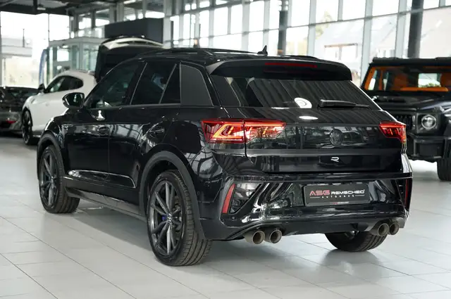 Volkswagen T-Roc view 10