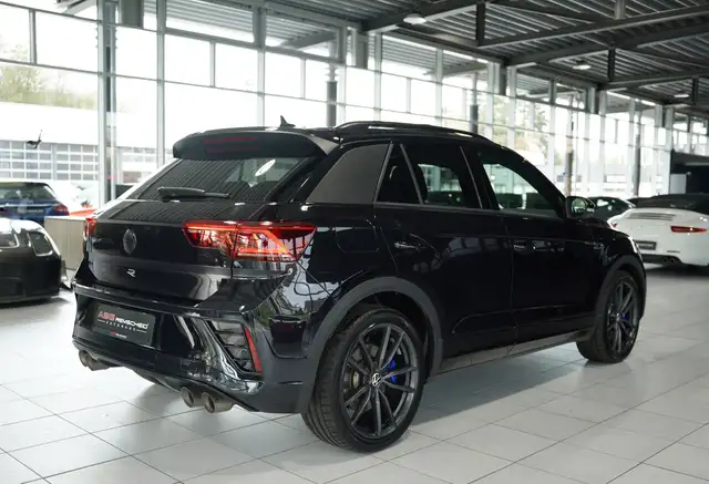 Volkswagen T-Roc view 8