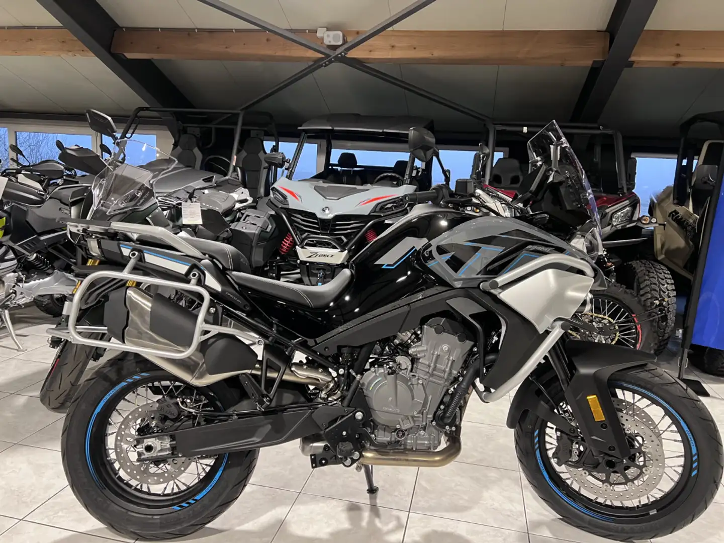CFMOTO 800 MT SPORT Noir - 1