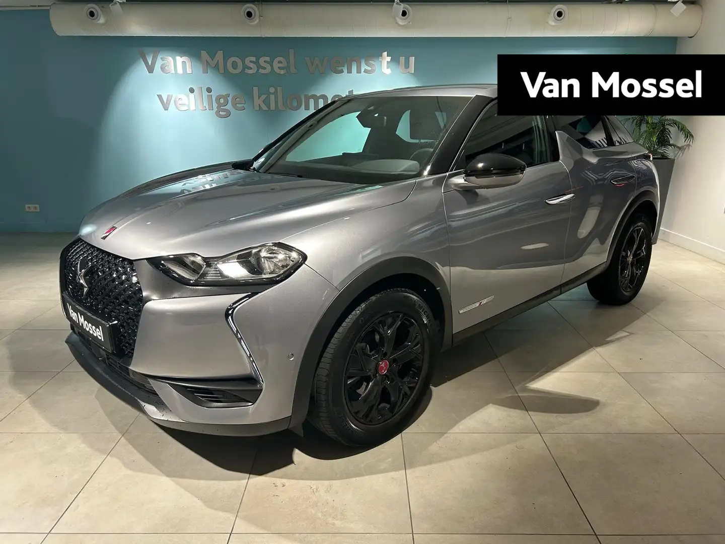 DS Automobiles DS 3 Crossback 1.2 PureTech Performance Line | Camera | Dode hoek Grijs - 1