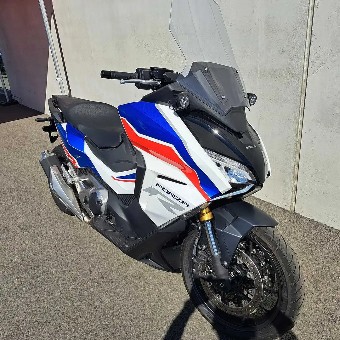 Honda Forza 750 Blanc - 2