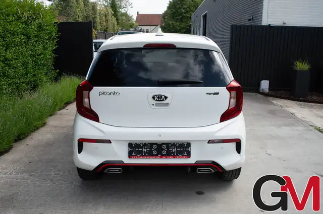 Kia Picanto view 5