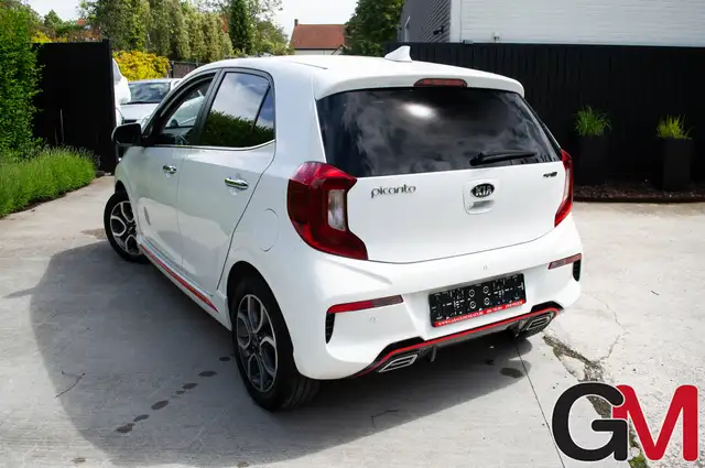 Kia Picanto view 2